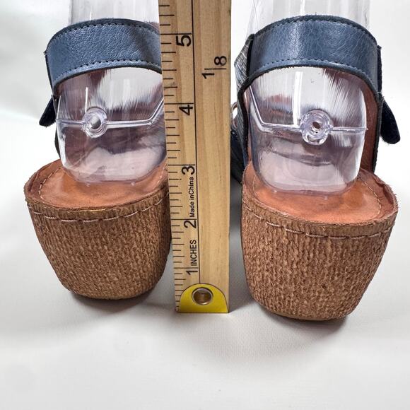 Spring Step Blue Stud Striped Ankle Strap Sandal Wedge Artsy Boho Lightweight 41 - Picture 3 of 6